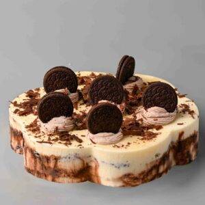 Oreo vanilla cake